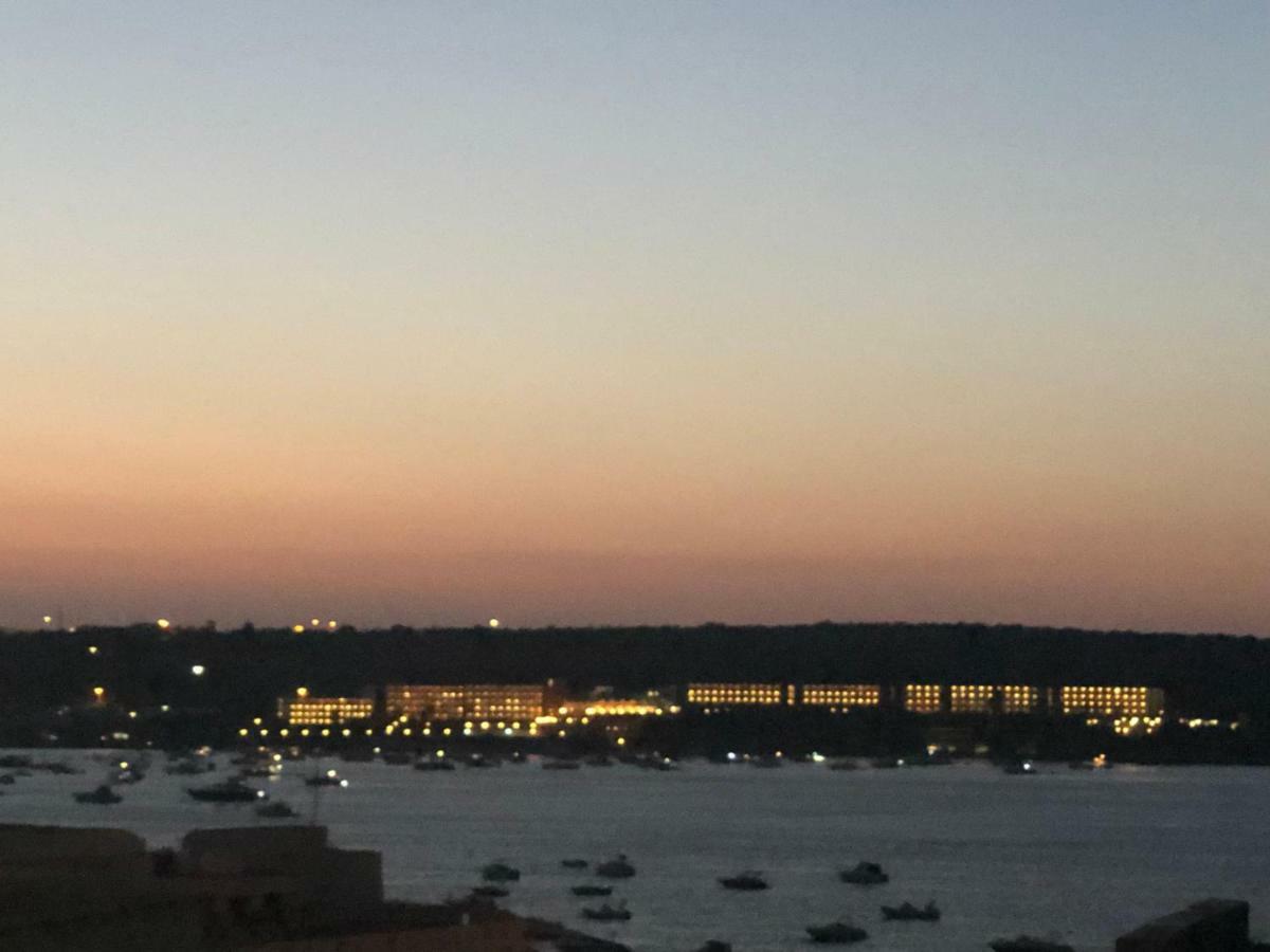 Modern Apartment With Sea View المليحة المظهر الخارجي الصورة
